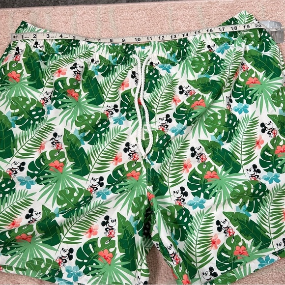 Disney Tropical Mickey Mouse Green Men's Swim Trunks Size XXL Cruise Resort - Picture 4 of 8